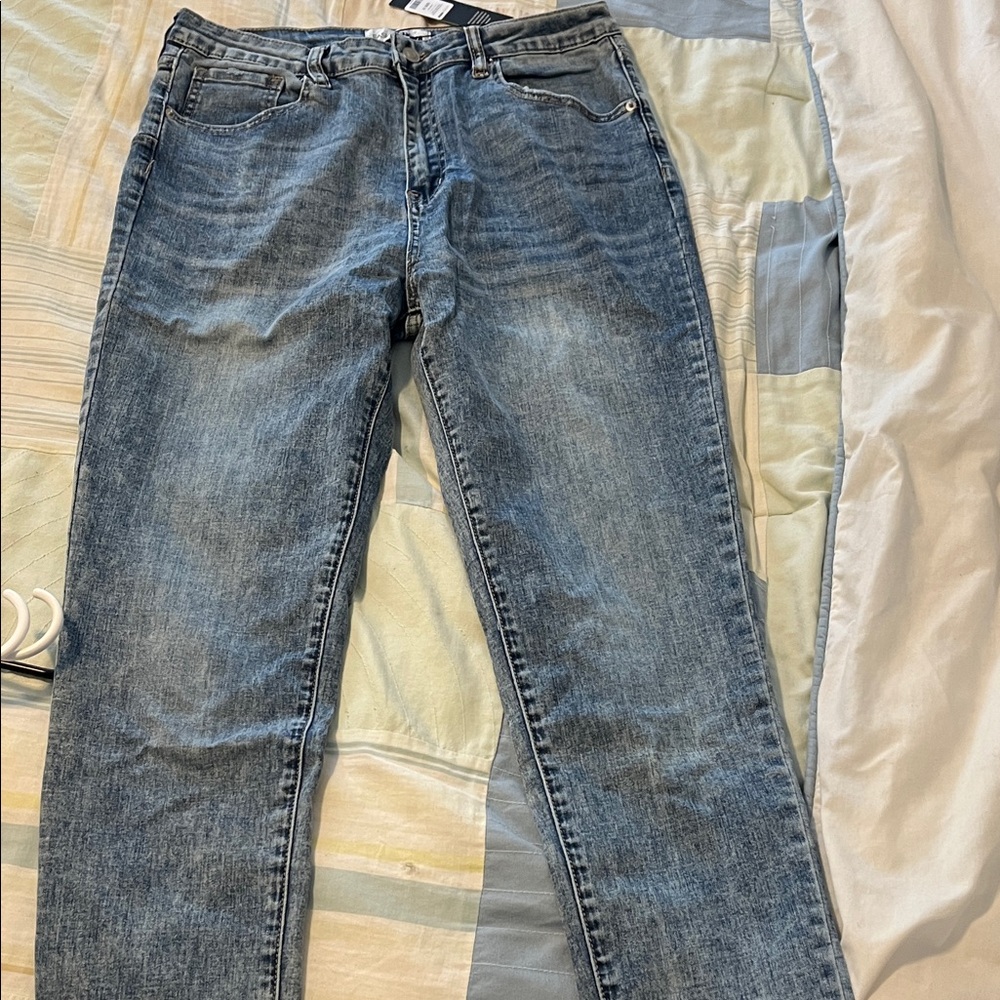 Fashion Nova Women's Blue Skinny Jeans